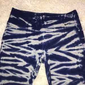 Nike Dri-fit leggings, capris